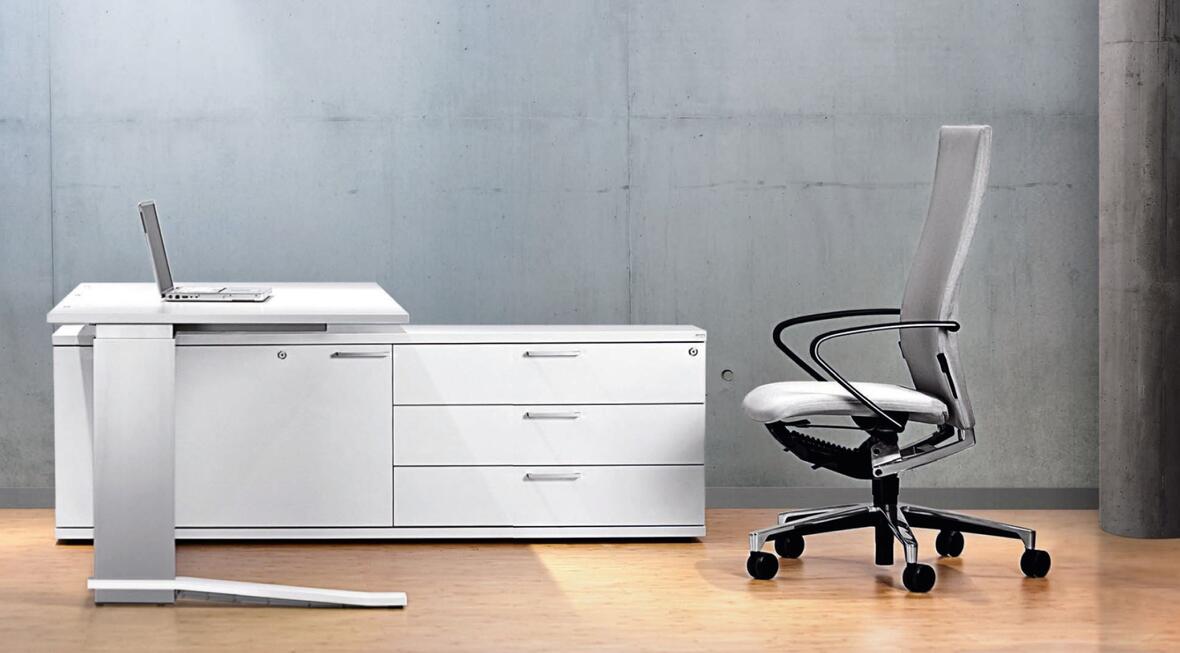 leuwico_schreibtische__leuwico_imovec_desk_1