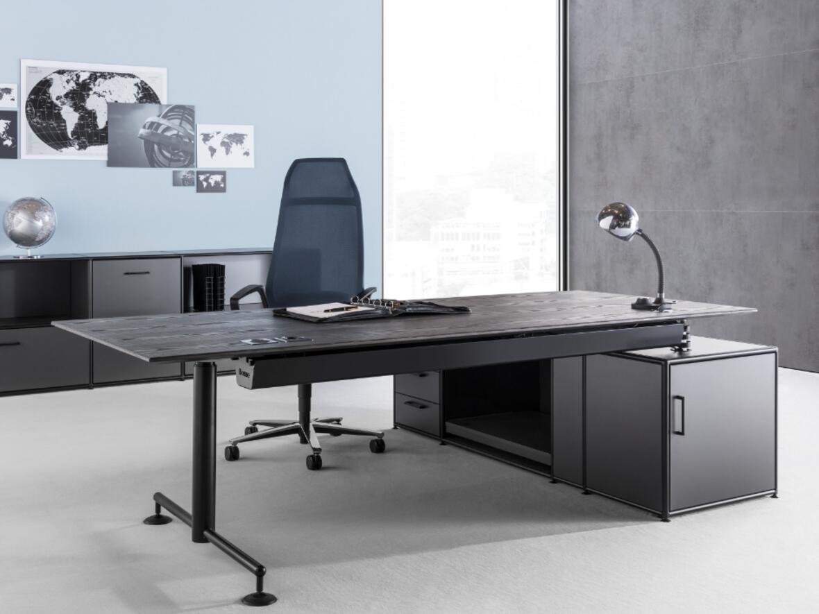 bueromoebel-tische-schreibtische-m1-desk-augedockt-vorschaubild